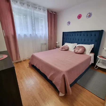 In Fuer 3 Personen By Interhome * Crikvenica
