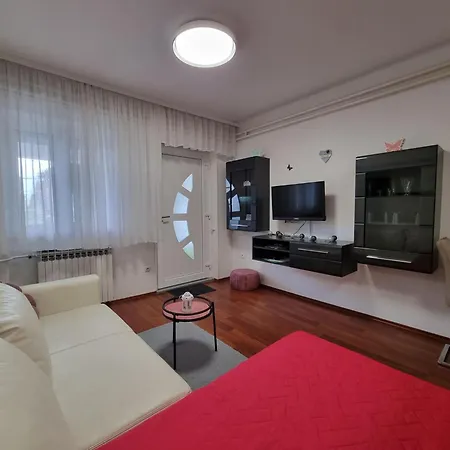 In Fuer 3 Personen By Interhome